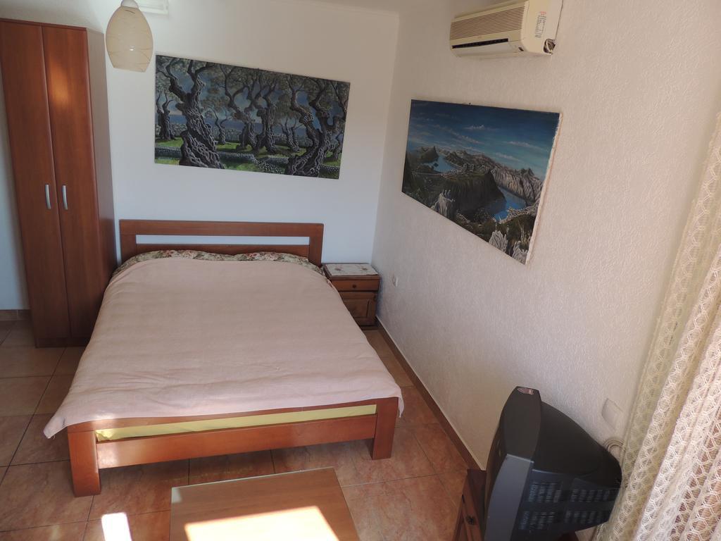 Apartments Djakonovic Ούλτσιν Δωμάτιο φωτογραφία