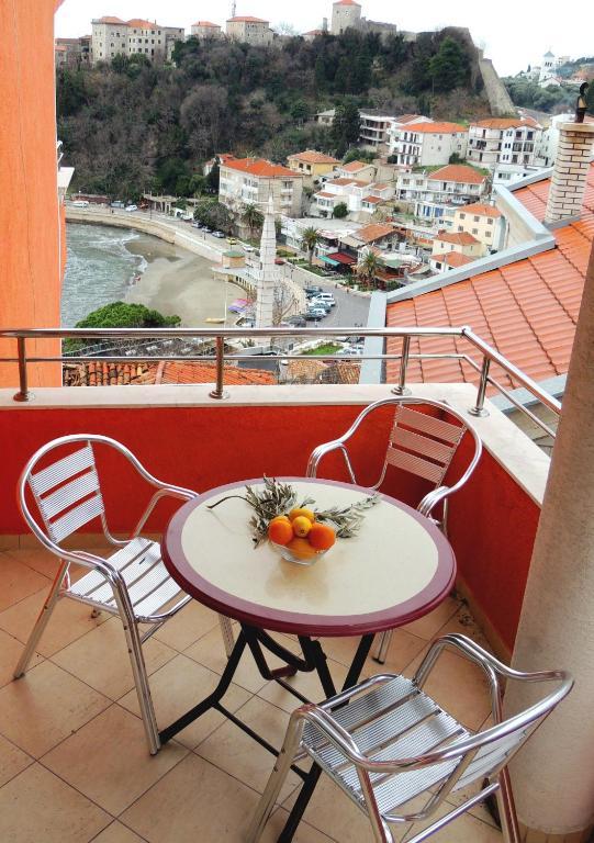 Apartments Djakonovic Ούλτσιν Δωμάτιο φωτογραφία